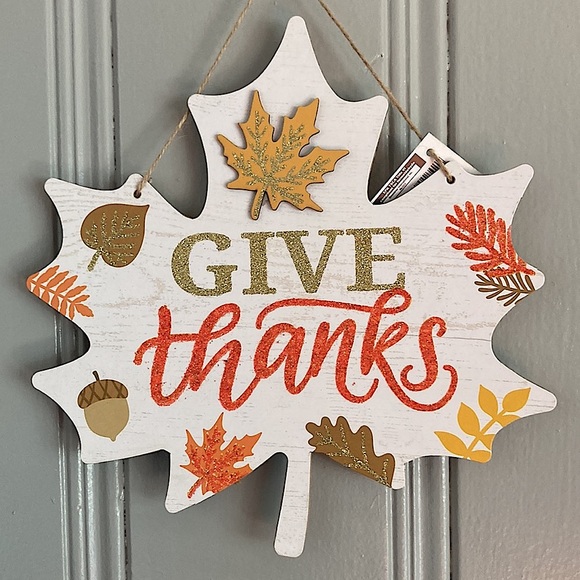NWT-Give Thanks 🍁 & Fall Breeze- 2 Wood Signs & 2 Buffalo Check Pumpkins Bundle - Picture 9 of 15